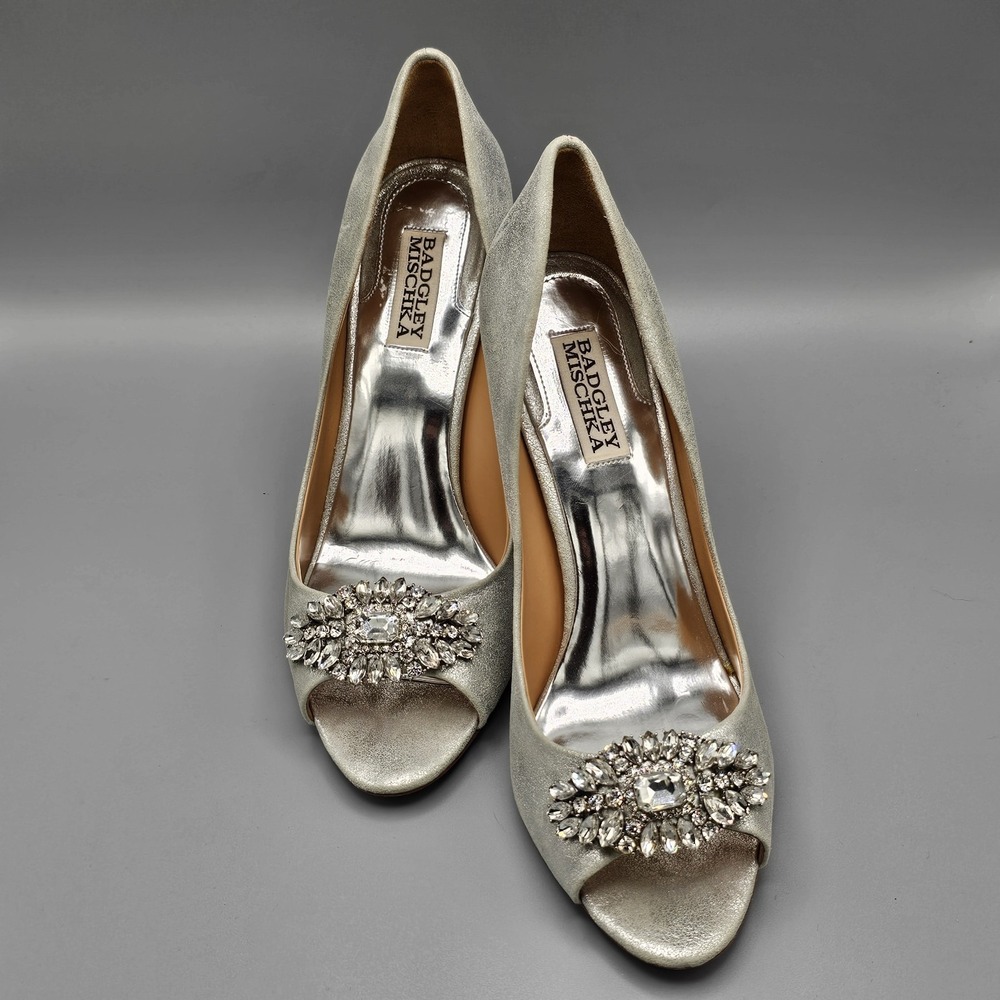 Bagley Mischka Silver Suede Rhinetone Peep Toe Pump Size 9M (Fits Like 8.5M)